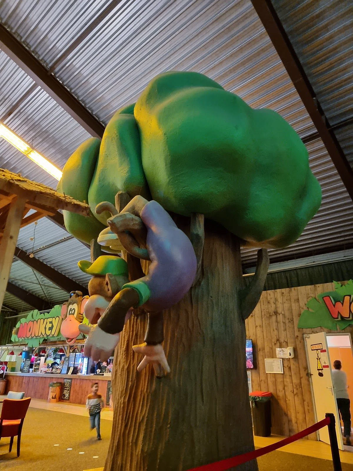 Monkey Town Rotterdam Uit Met Kinderen monkey-town-rotterdam-uit-met-kinderen